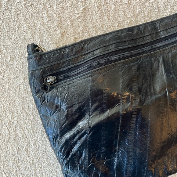 Vintage EL-ELEGANCE Black Glossy Shoulder Bag - Picture 16 of 16